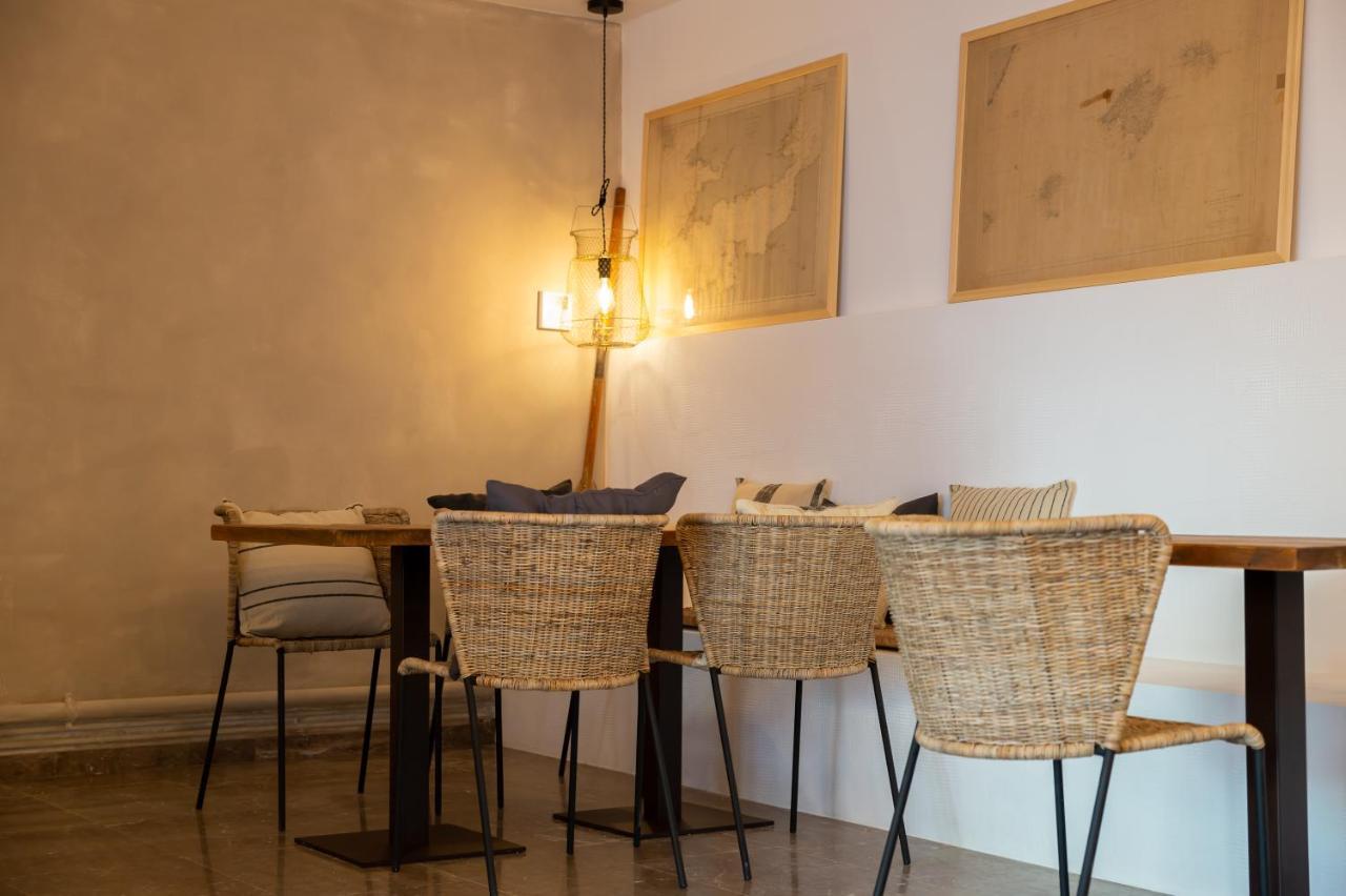 Hostal Es Niu De Tamariu Ngoại thất bức ảnh