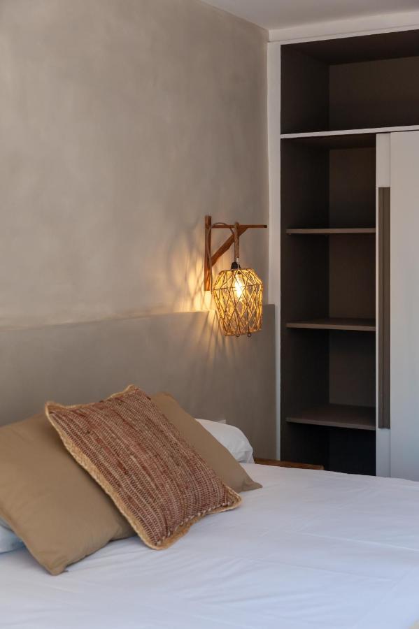 Hostal Es Niu De Tamariu Ngoại thất bức ảnh