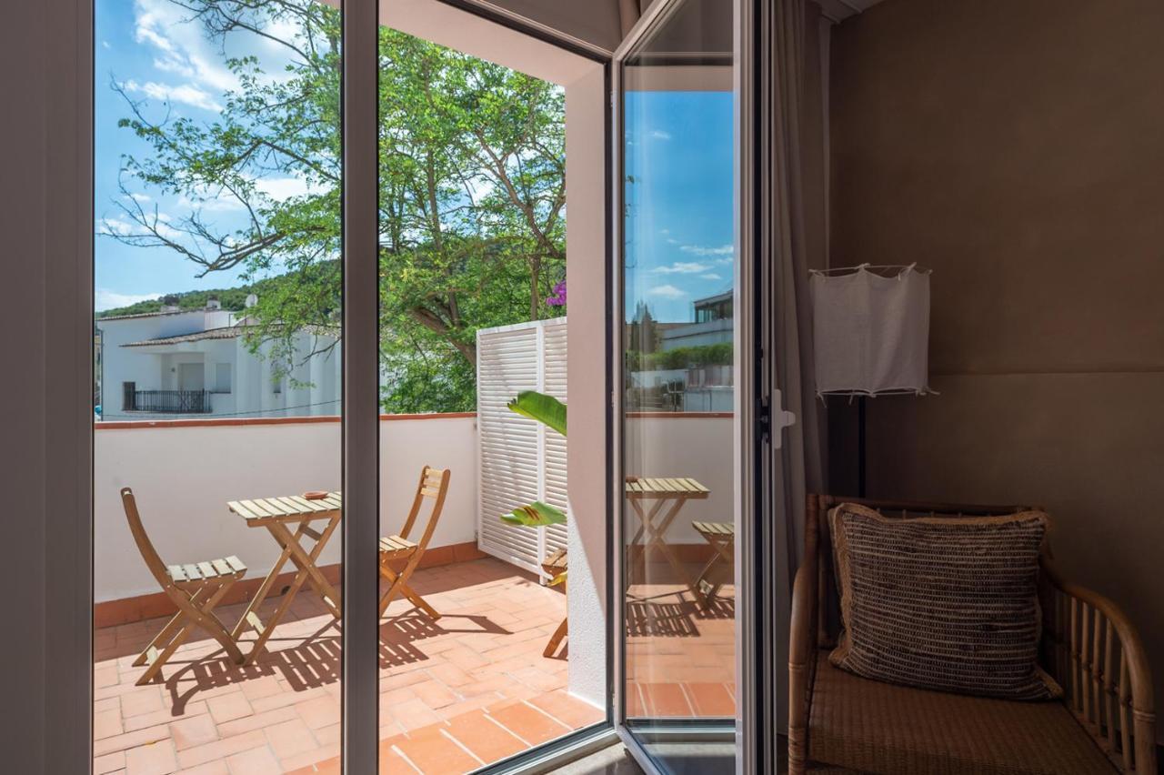 Hostal Es Niu De Tamariu Ngoại thất bức ảnh