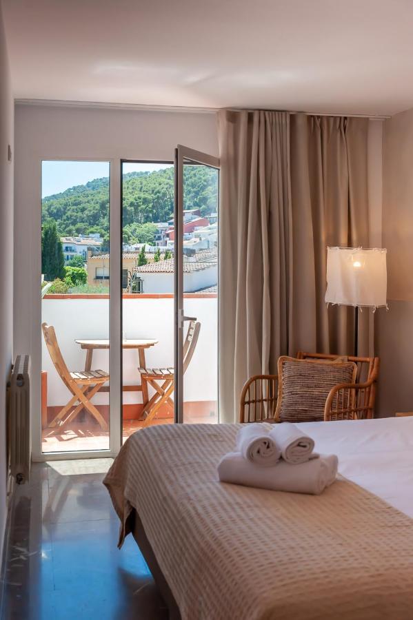 Hostal Es Niu De Tamariu Ngoại thất bức ảnh