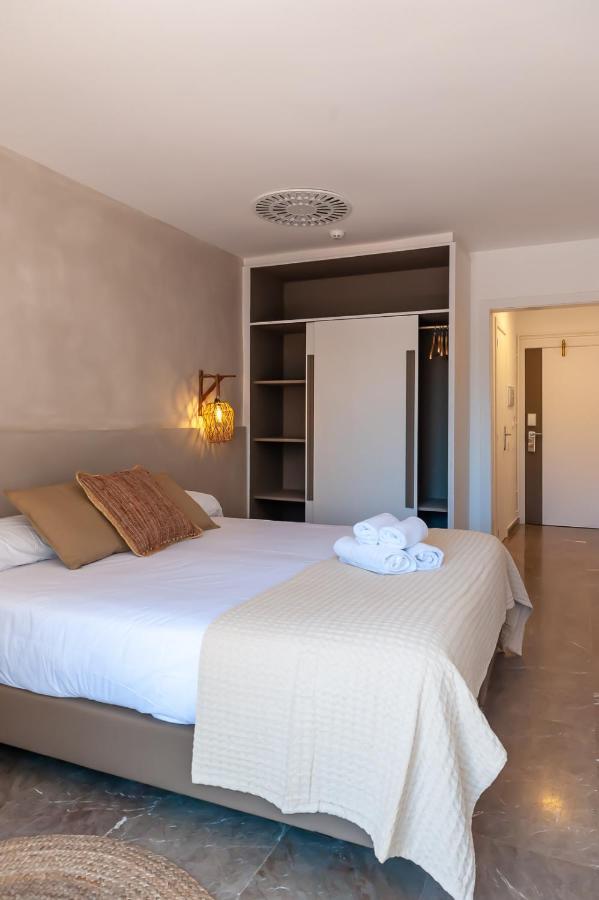Hostal Es Niu De Tamariu Ngoại thất bức ảnh