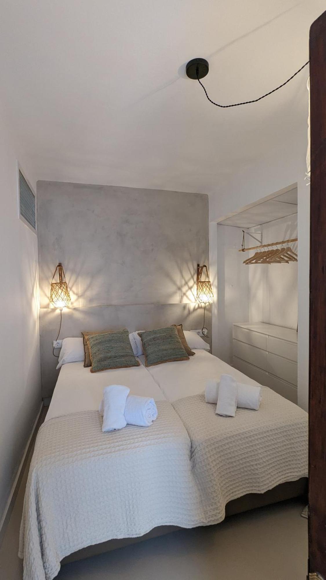 Hostal Es Niu De Tamariu Ngoại thất bức ảnh