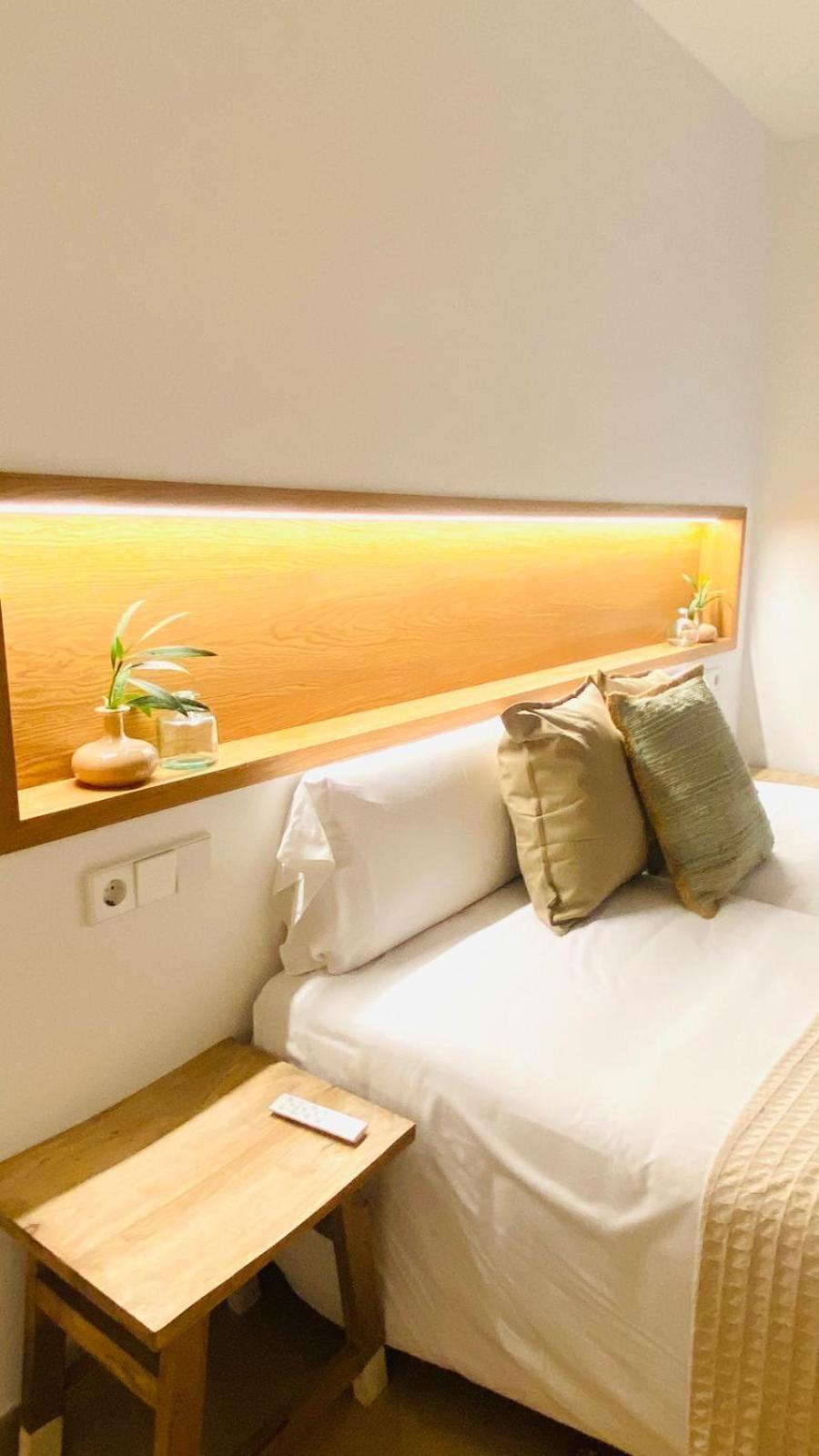 Hostal Es Niu De Tamariu Ngoại thất bức ảnh