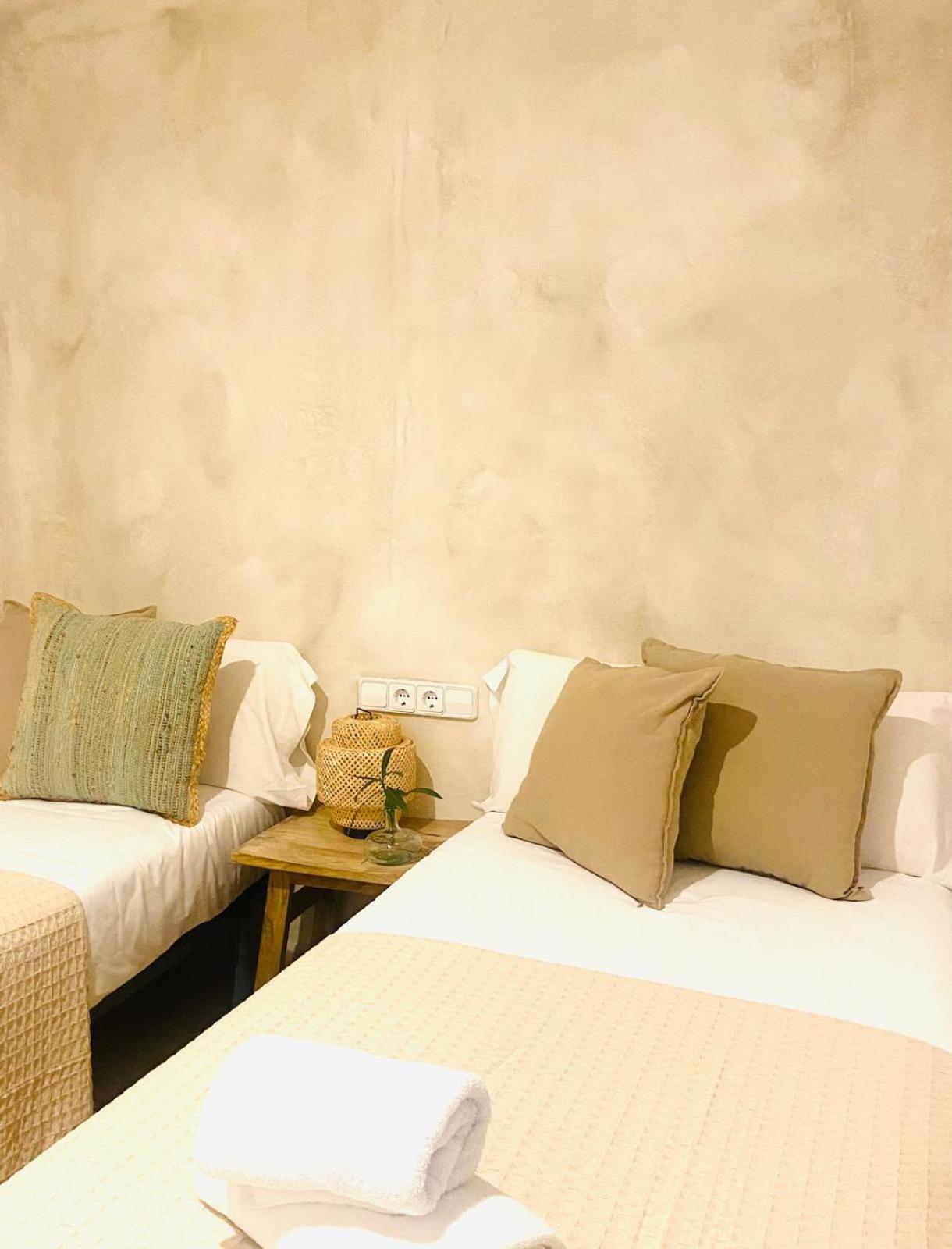 Hostal Es Niu De Tamariu Ngoại thất bức ảnh